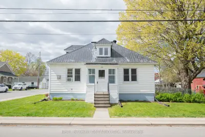 216 Thomas Street, North Grenville, On K0g 1j0