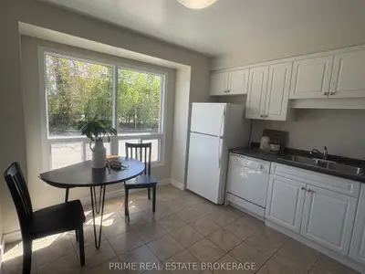35 Waterman Avenue 58, London South, On N6c 5t8
