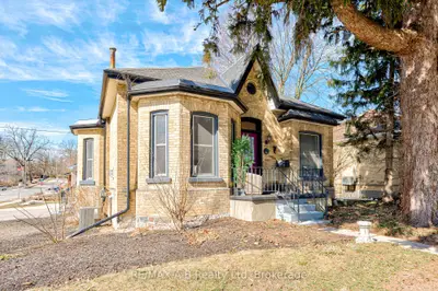 246 Wellington Street, Stratford, On N5a 2l6