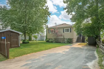 90 Cosy Cove Lane, Tweed, On K0k 3j0