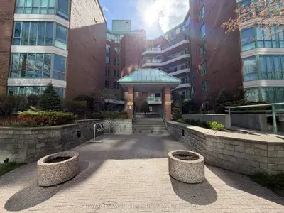 550 S Cambridge Street S 102, Dows Lake - Civic Hospital And Area, On K1s 5n3