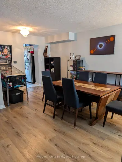 1920 Culver Drive 4, London East, On N5v 4p4