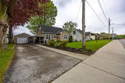23 Pine Street, Tillsonburg, On N4g 1l5