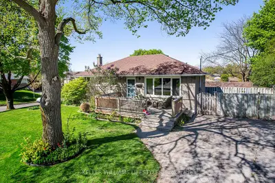 1043 Eagle Drive, London South, On N5z 3h6