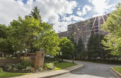 100 Grant Carman Drive 111, Cityview - Parkwoods Hills - Rideau Shore, On K2e 8b8