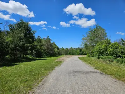 42 Elgin Street N, Athens, On K0e 1b0