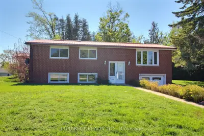 100 Francis Street E, Kawartha Lakes, On K0m 1n0
