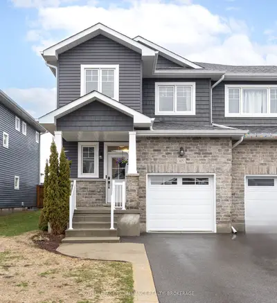 105 Hazlett Street, Loyalist, On K7n 0c1
