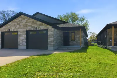 152 Sills Street, Huron East, On N0k 1w0