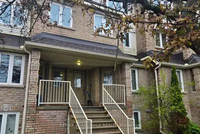 219 Briston Private, Hunt Club - South Keys And Area, On K1g 5r5