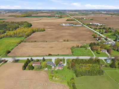 341 King's Road, Central Huron, On N0m 2h0