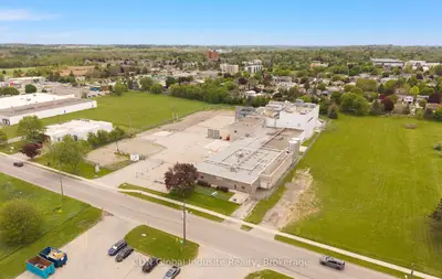 18 & 20 Scott Avenue, Brant, On N3l 3r1