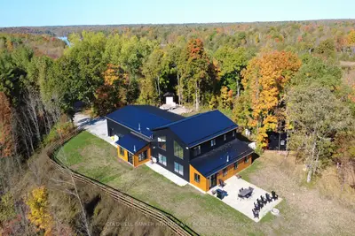 999 Ennis Road, Tay Valley, On K0g 1a0