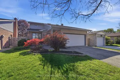 99 Conway Lane, London South, On N6e 3k1