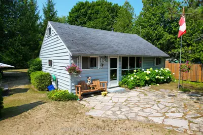 20 Clarence Avenue, South Bruce Peninsula, On N0h 2g0