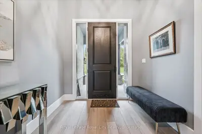 50 Faith Drive, Mapleton, On N0g 1p0