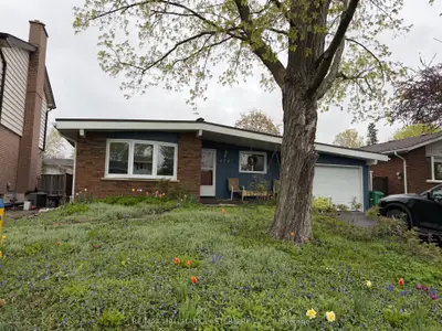 276 Greenlawn Avenue, Peterborough, On K9h 5k8