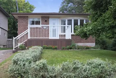 329 Thompson Road 2, London South, On N5z 2z4
