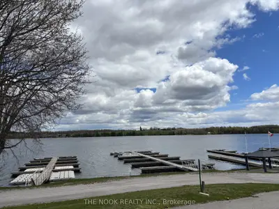 920 Skyline Road Unit #1 Marina Crescent, Selwyn, On K0l 1t0