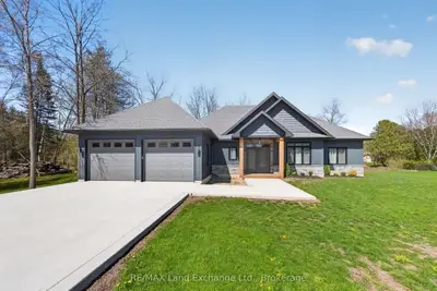 244 St Arnaud Street, Huron-kinloss, On N0g 2r0