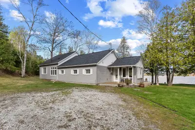 32b Lefty Lane, Whitewater Region, On K0j 1y0