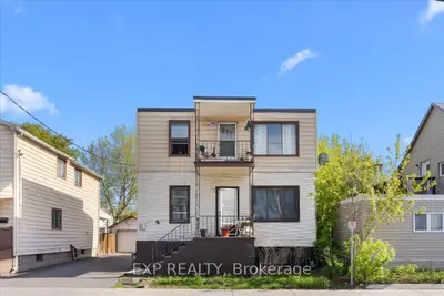 208 Montfort Street, Vanier And Kingsview Park, On K1l 5p4