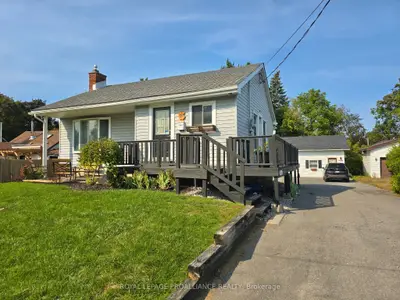 24 Russell Street, Belleville, On K8n 2n9