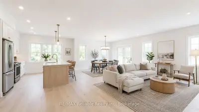 2 THIMBLEWEED Drive, Bluewater, ON N0M 1G0