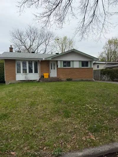 1977 Michigan Avenue, Alta Vista And Area, On K1h 6y1