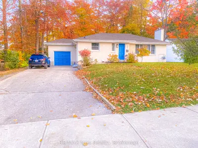 319 Ridgewood Crescent S Main, London South, On N6j 3g8