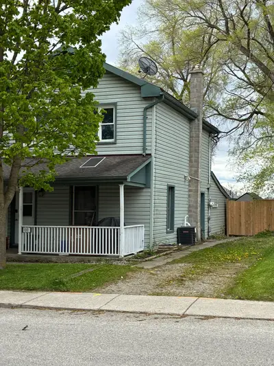 100 Finkle Street, Woodstock, On N4s 3c8