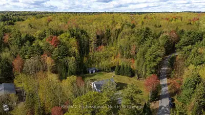79 Mainhood Road, Huntsville, On P0b 1m0