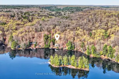 10835 Raven Lake West Shore Township, Algonquin Highlands, On P0a 1e0