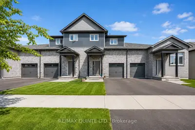 72 Markland Avenue, Prince Edward County, On K0k 2t0