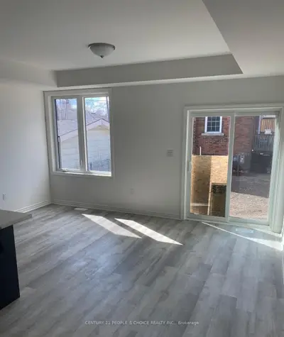 162 Glow Avenue, Hamilton, On L8h 3w2