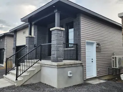 1229 Montblac Crescent A, Russell, On K0a 1w0