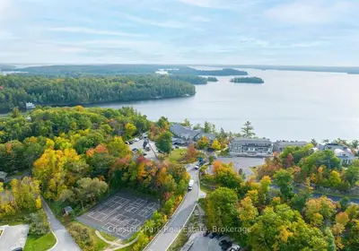 1869 Muskoka Rd 118 West Road Bhvb201, Muskoka Lakes, On P1l 1w8