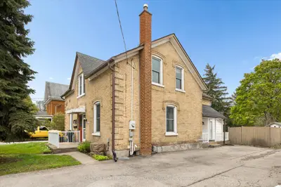 30 Hopeton Street, Cambridge, On N1r 3t3