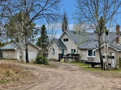 38 Turgeon Lane, East Ferris, On P0h 1b0