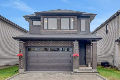 125 Dun Skipper Drive, Blossom Park - Airport And Area, On K1x 0g2
