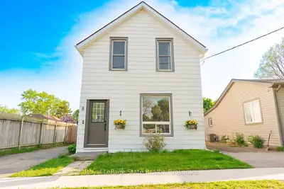 8 Dundas Street, Brantford, On N3r 1r8