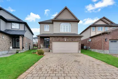 3301 Casson Way, London South, On N6b 0b9