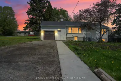 320 Academy Street, Loyalist, On K0h 1g0