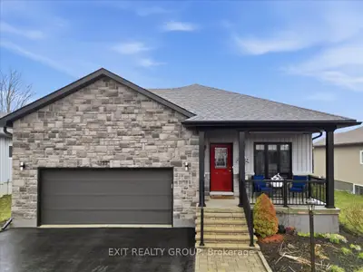 12 Dorchester Drive, Prince Edward County, On K0k 3l0