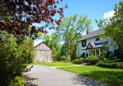 5696 Manotick Main Street, Manotick - Kars - Rideau Twp And Area, On K4m 1j8