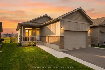 129 Blakely Street, Loyalist, On K7n 0b1