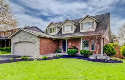 15 Joann Crescent, Centre Wellington, On N0b 1s0