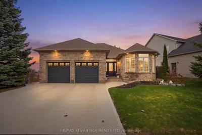993 Gabor Street, London South, On N6k 4v5