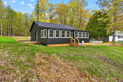 5 Blundons Lane, Rideau Lakes, On K0g 1x0