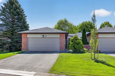55 Fiddlers Green Road 49, London North, On N6h 4t8